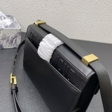 Dior New Classic Retro Elegant Flip Shoulder Bag Size: 21.5 x 12 x 6 CM