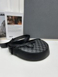 Louis Vuitton New Crossbody Bag Moon Bag Size: 24.5 x 16 x4.5 CM