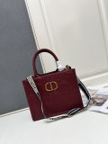 Dior New Classic Embossed Tote Shopping Bag Size: 27 × 21 × 14 CM