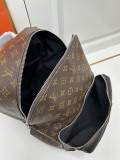 Louis Vuitton New Classic Vintage Casual Backpack Size: 40 × 30 × 20 CM