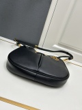 Dior New Fashion Elegant Crossbody Bag Handbag Size: 27×25x5 CM