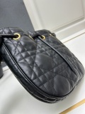 Dior New Fashion Elegant Crossbody Bag Handbag Size: 27×25x5 CM