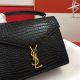 Yves Saint Laurent New Fashion Chain Crossbody Bag Envelope Bag Size: 24×11x20 CM