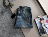 Fendi Four Seasons High Street Piercing Loose Jeans Washed Straight Pants