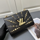 Louis Vuitton Fashion Rivet Sunrise Pattern Handbag Crossbody Bag Size: 23*18*8 CM