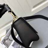 Louis Vuitton New Fashion Embroidered Cowhide Twisted Lock Handbag Crossbody Bag Size: 23 x 17 x 9.5 CM