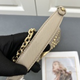 Louis Vuitton Fashion Rivet Sunrise Pattern Handbag Crossbody Bag Size: 23*18*8 CM