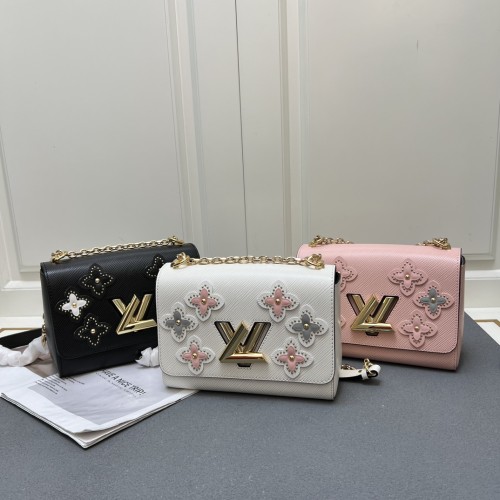 Louis Vuitton Elegant Flower Tinsel Chain Bag Size: 23x18 x8 CM