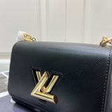 Louis Vuitton New Fashion Elegant Chain Bag Crossbody Bag Size: 23x18x8CM