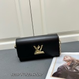 Louis Vuitton New Classic Fashion Twist Letter Handbag Crossbody Bag Size: 23.5x12x7CM