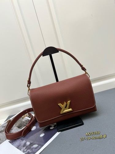 Louis Vuitton New Classic Twist Letter Leather Underarm Bag Crossbody Bag Size: 27 × 19 × 9 CM