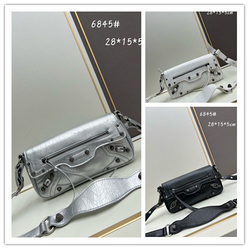 Balenciaga New Fashion Sling Bag French Stick Bag Size: 28x15x5 CM
