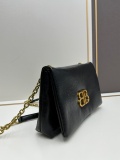 Balenciaga New Fashion Double B Chain Puff Bag Size: 24x16x5 CM