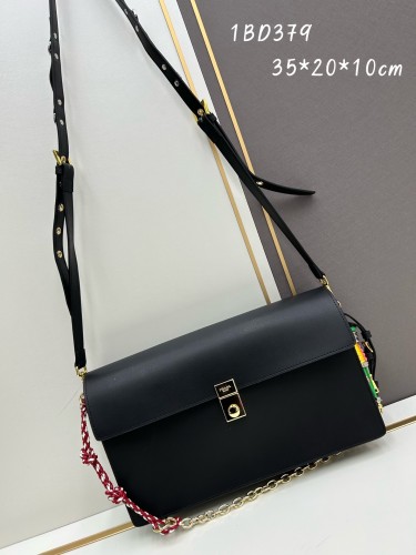 Prada New Fashion Flip Shoulder Bag Size: 35 x19.5x10.5 CM