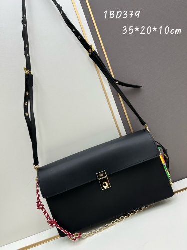 Prada New Fashion Flip Shoulder Bag Size: 35 x19.5x10.5 CM
