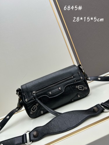 Balenciaga New Fashion Sling Bag French Stick Bag Size: 28x15x5 CM