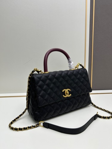 Chanel New Retro Lizard Pattern Handbag Crossbody Bag Size: 25 CM