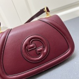 Gucci New Classic Mini Cross Bag Size: 21.5 x 11 x 8 CM