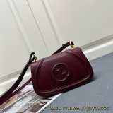 Gucci New Classic Mini Cross Bag Size: 21.5 x 11 x 8 CM