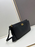 Balenciaga New Fashion Mini Leather Cross Shoulder Bag Size: 28 x 16 x 6 CM