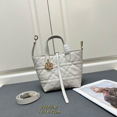 Dior New Fashion Casual Tengge Vertical Leather Handbag Size: 16 x 18 x 12 CM