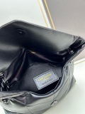 Yves Saint Laurent Fashion Versatile Pillow Cloud Bag Size: 28 x 17 x 10 CM