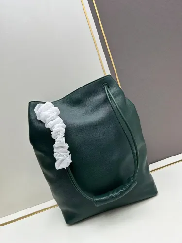 Loewe New Fashion Green Soft Leather Pebble Hobo Handbag Size: 27.5 x 11.5 x 40 CM