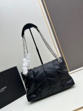 Yves Saint Laurent Fashion Versatile Pillow Cloud Bag Size: 28 x 17 x 10 CM