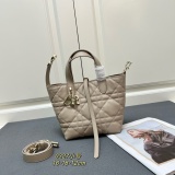 Dior New Fashion Casual Tengge Vertical Leather Handbag Size: 16 x 18 x 12 CM