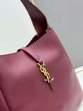 Yves Saint Laurent New Fashion Lazy Cowhide Underarm Bag Size: 28 x 28 x 10 CM