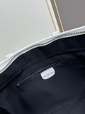 Balenciaga New Fashion Motorcycle Bag Rivet Pack Size: 38 x 27 x 12 CM