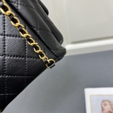 Chanel Versatile Retro Lingge Sheepskin Bucket Backpack Size: 31 x 23 x 10 CM