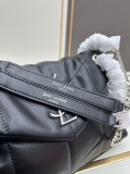 Yves Saint Laurent Fashion Versatile Pillow Cloud Bag Size: 28 x 17 x 10 CM