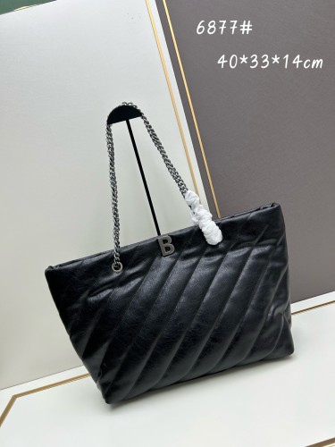 Balenciaga New Fashion Hourglass Bag Shoulder Bag Size: 40 x 33 x 14 CM