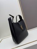 Yves Saint Laurent New Fashion Lazy Cowhide Underarm Bag Size: 28 x 28 x 10 CM