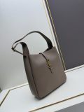 Yves Saint Laurent New Fashion Lazy Cowhide Underarm Bag Size: 28 x 28 x 10 CM