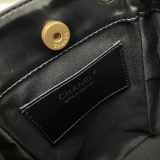 Chanel Versatile Retro Lingge Sheepskin Bucket Backpack Size: 31 x 23 x 10 CM