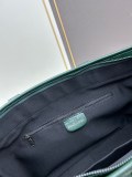 Balenciaga New Fashion Motorcycle Bag Rivet Pack Size: 38 x 27 x 12 CM