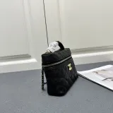 Chanel New Classic Lychee patterned Leather Chain Handbag Size: 17 × 19.5 × 5CM