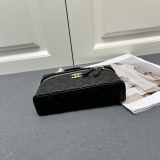 Chanel New Classic Lychee patterned Leather Chain Handbag Size: 17 × 19.5 × 5CM