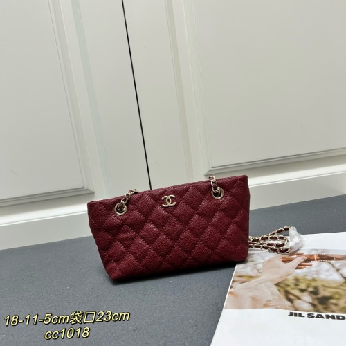 Chanel New Classic Leather Chain Hip Bag Size: 23 × 11.5 × 5CM