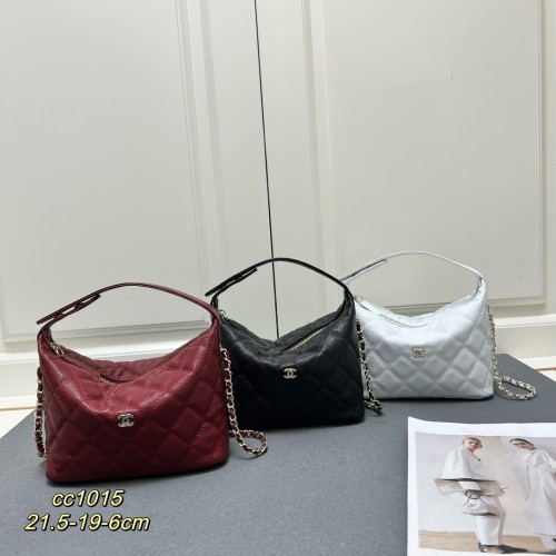 Chanel New Classic Lingge Handbag Chain Crossbody Bag Size: 21.5 x 19 x 6 CM