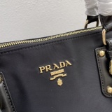 Prada New Classic Waterproof Oxford Cloth Handbag Size: 37 x 25 x 12 CM