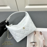 Chanel New Classic Lingge Handbag Chain Crossbody Bag Size: 21.5 x 19 x 6 CM
