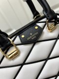 Louis Vuitton New Classic Lingge Shell Handbag Crossbody Bag Size: 23.5 x 17.5 x 11.5 CM