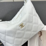 Chanel New Classic Lingge Handbag Chain Crossbody Bag Size: 21.5 x 19 x 6 CM