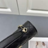 Chanel New Fashion Lychee Pattern Chain Backpack Handbag Size: 18 × 18 × 3 CM