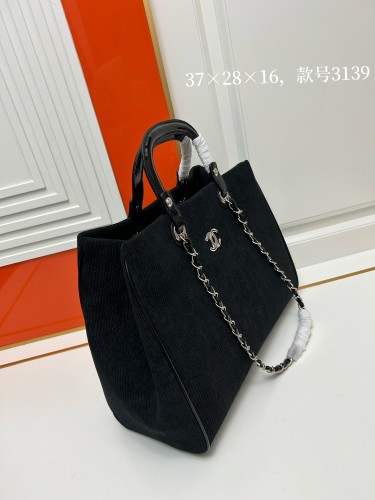 Chanel New Fashion Handbag Shopping Bag Size: 37 × 28 × 16 CM