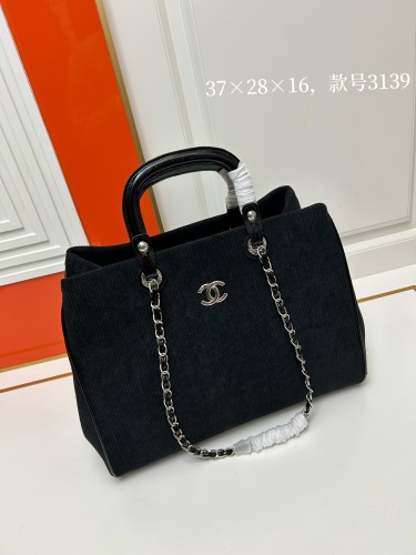 Chanel New Fashion Handbag Shopping Bag Size: 37 × 28 × 16 CM