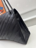 Balenciaga Classic Hourglass Shoulder Bag Chain Crossbody Bag Size: 39.9 x 24.9 x 13 CM